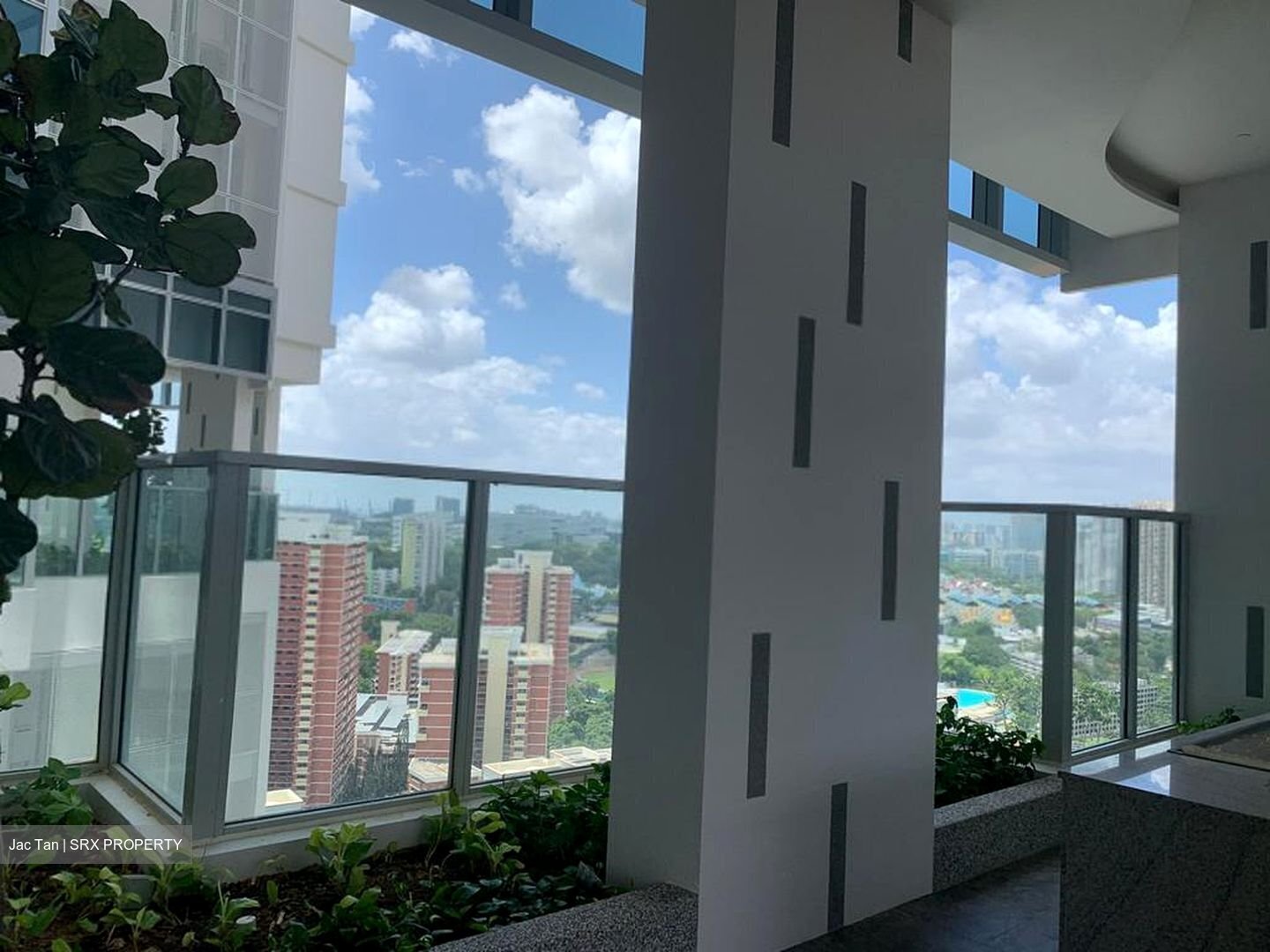 Commonwealth Drive (D3), Condominium #455935901